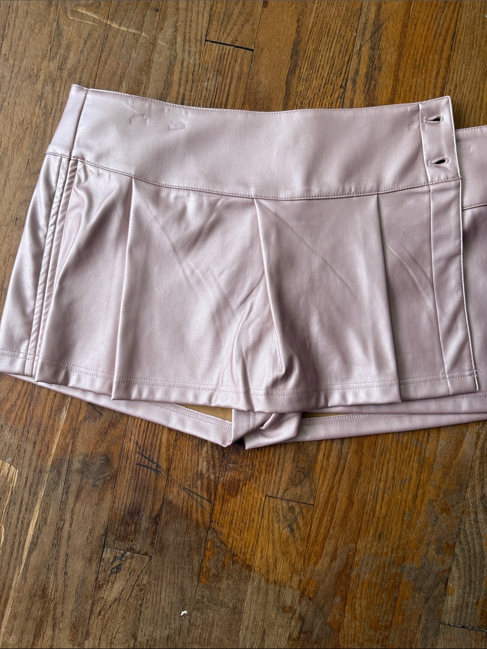 Celebrity Pink Blush Pleated Faux-Leather Skort